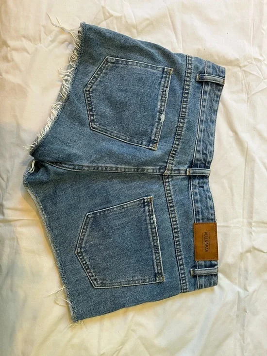 Pull&Bear Light Blue Denim Shorts with Frayed Hem - Picture 2 of 3